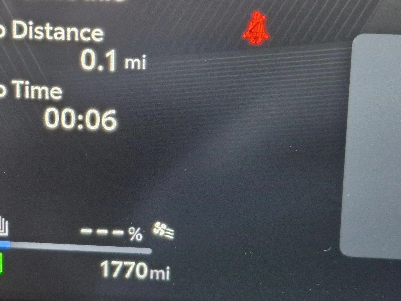 Used 2026 Wind Chill Pearl w/Black Roof Toyota XSE image 10