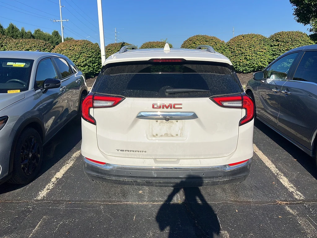 Used 2022 Summit White GMC SLT image 13