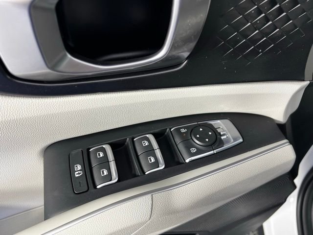 New 2026 White Kia S image 15