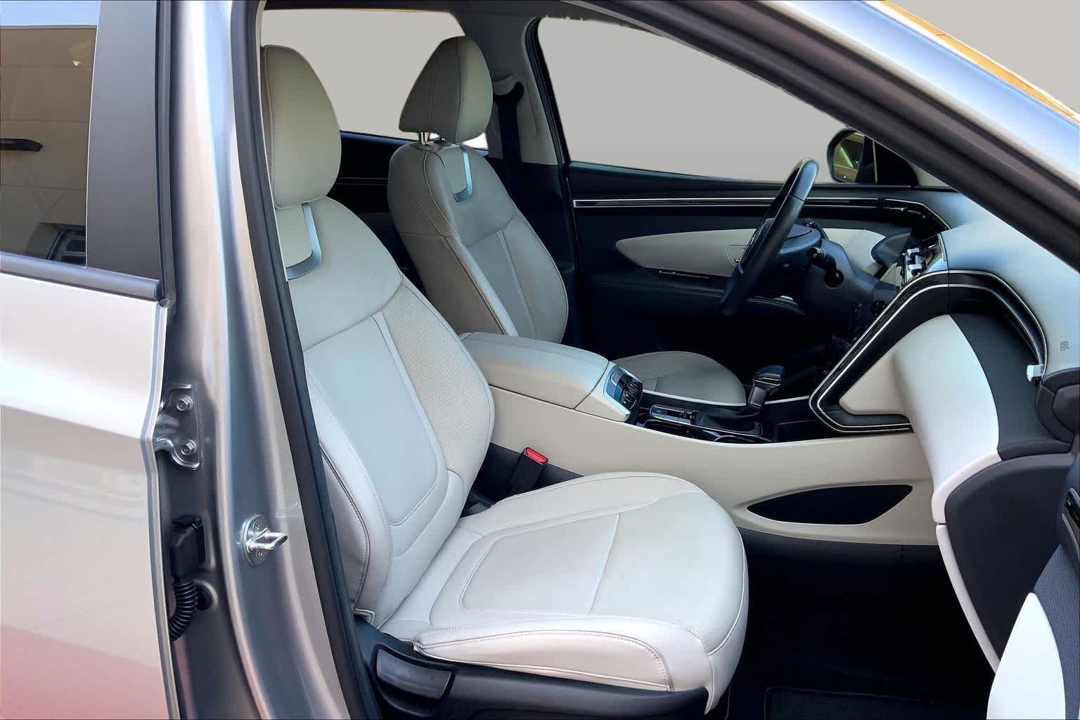 Used 2022 Shimmering Silver Hyundai SEL image 9
