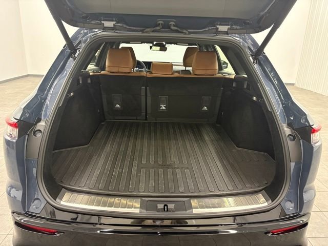 Used 2025 White Toyota XLE image 8