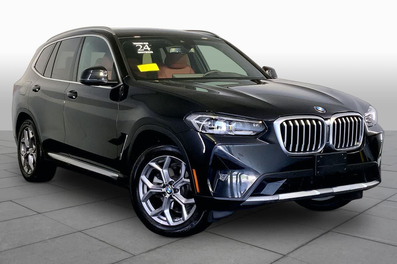 Used 2024 Black Sapphire Metallic BMW xDrive30i image 3