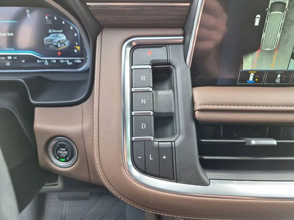 Used 2024 Beige Chevrolet High Country image 29