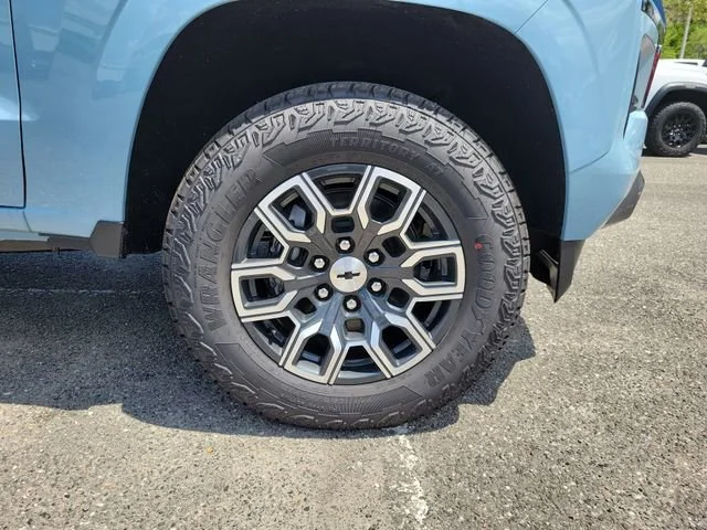 2026 Chevrolet Colorado Z71 - Photo 6