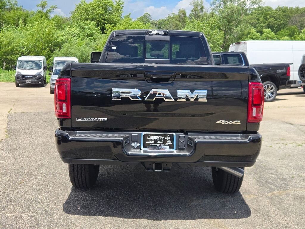 New 2026 Diamond Black Crystal Pearl-Coat Exterior Paint RAM Laramie image 13