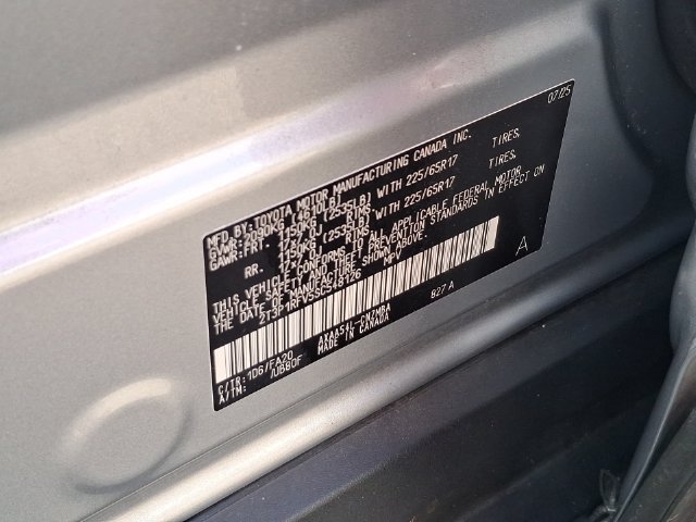 Used 2025 Silver Toyota XLE image 25