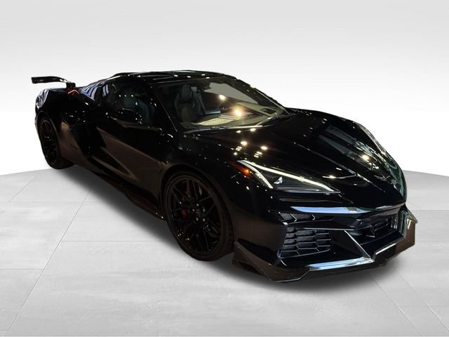 Used 2025 Black Chevrolet Z06 image 7