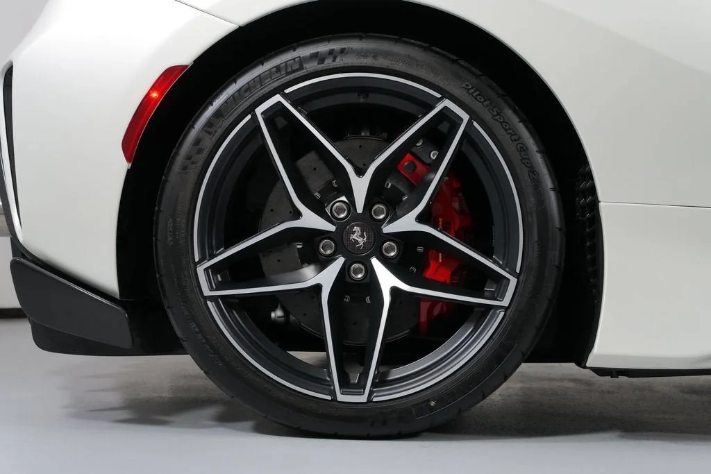 Used 2020 Bianco Italia Ferrari Spider image 21