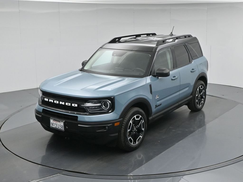 Used 2022 Gray Ford Outer Banks image 40
