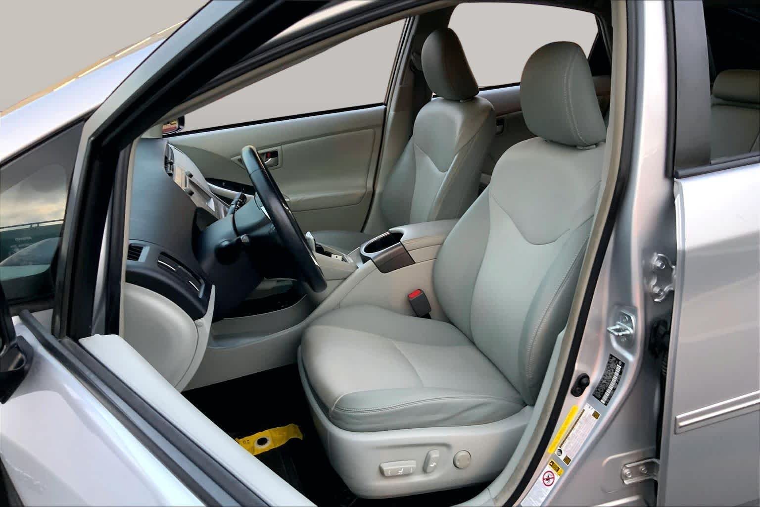 Pre-Owned 2015 Toyota Prius One