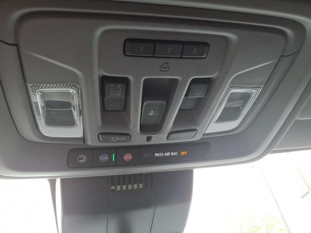 Used 2024 Black GMC Denali image 27