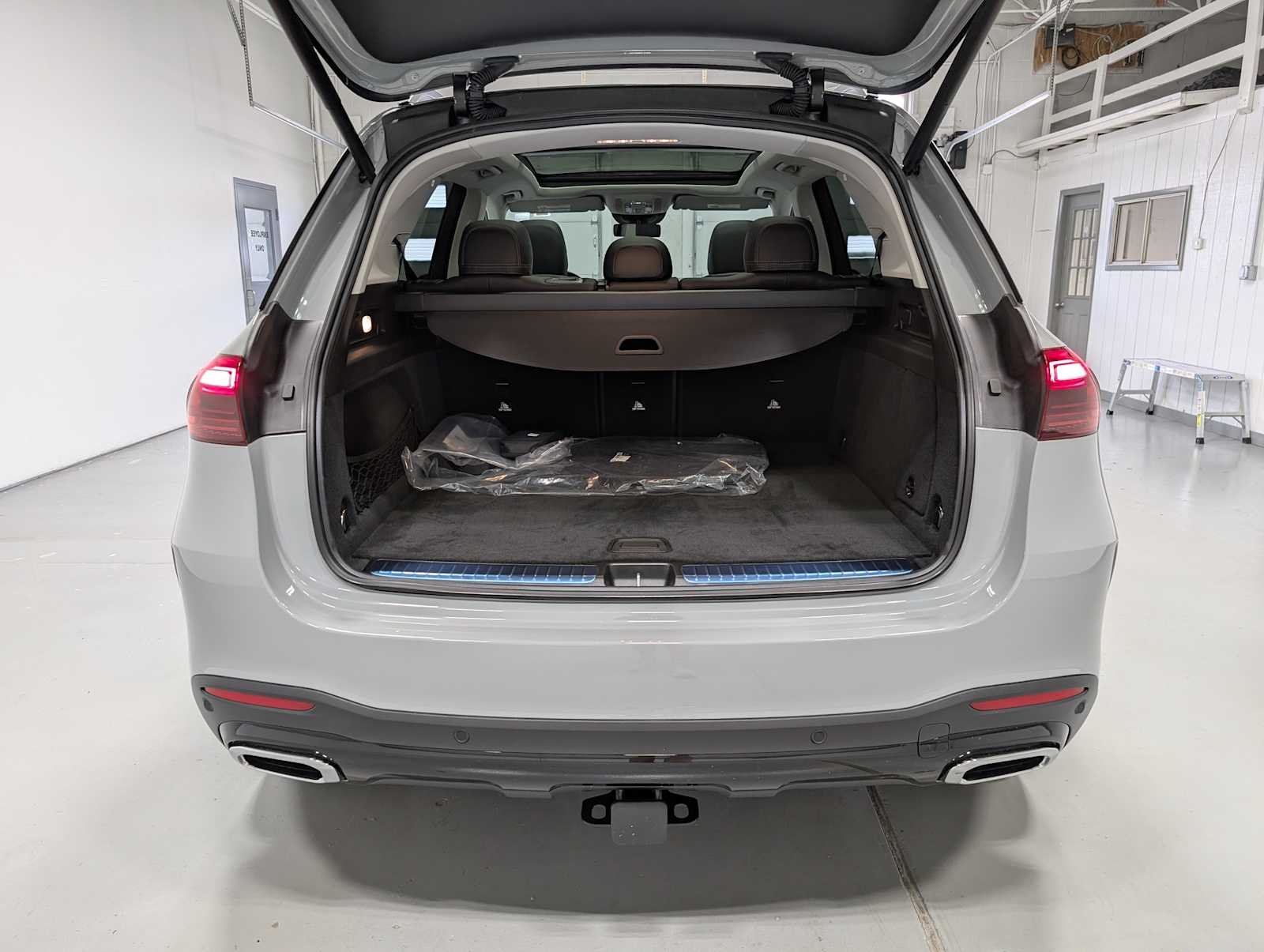 New 2026 MANUFAKTUR Alpine Grey Mercedes-Benz GLE 350 image 22