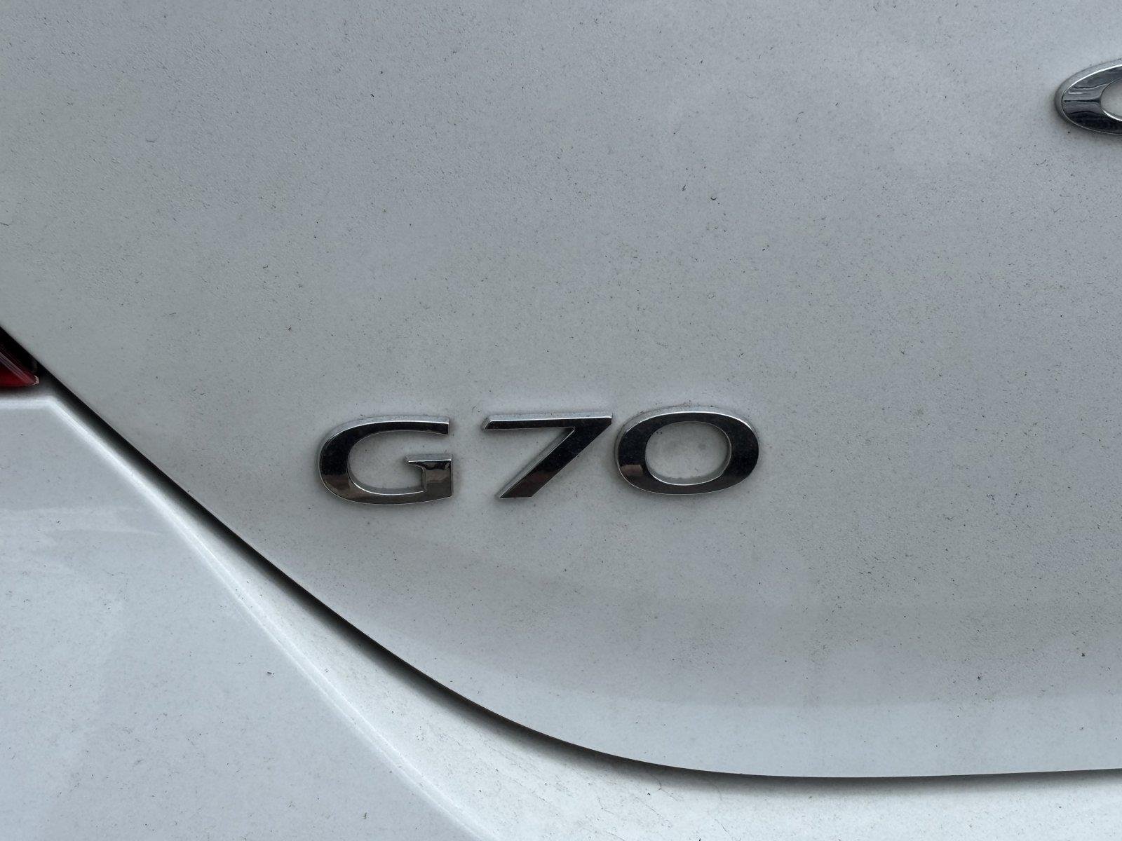 Used 2023 Uyuni White Genesis 2.0T image 6