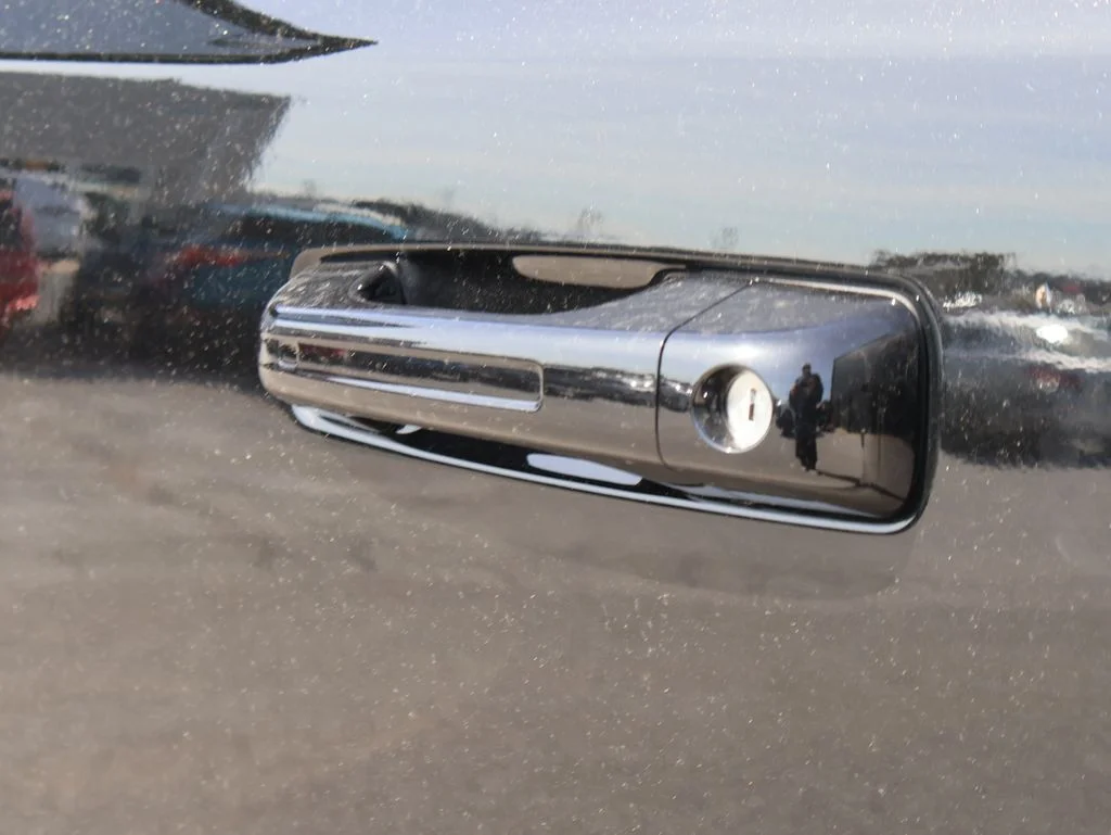 New 2026 Diamond Black Crystal Pearl-Coat Exterior Paint RAM Laramie image 19