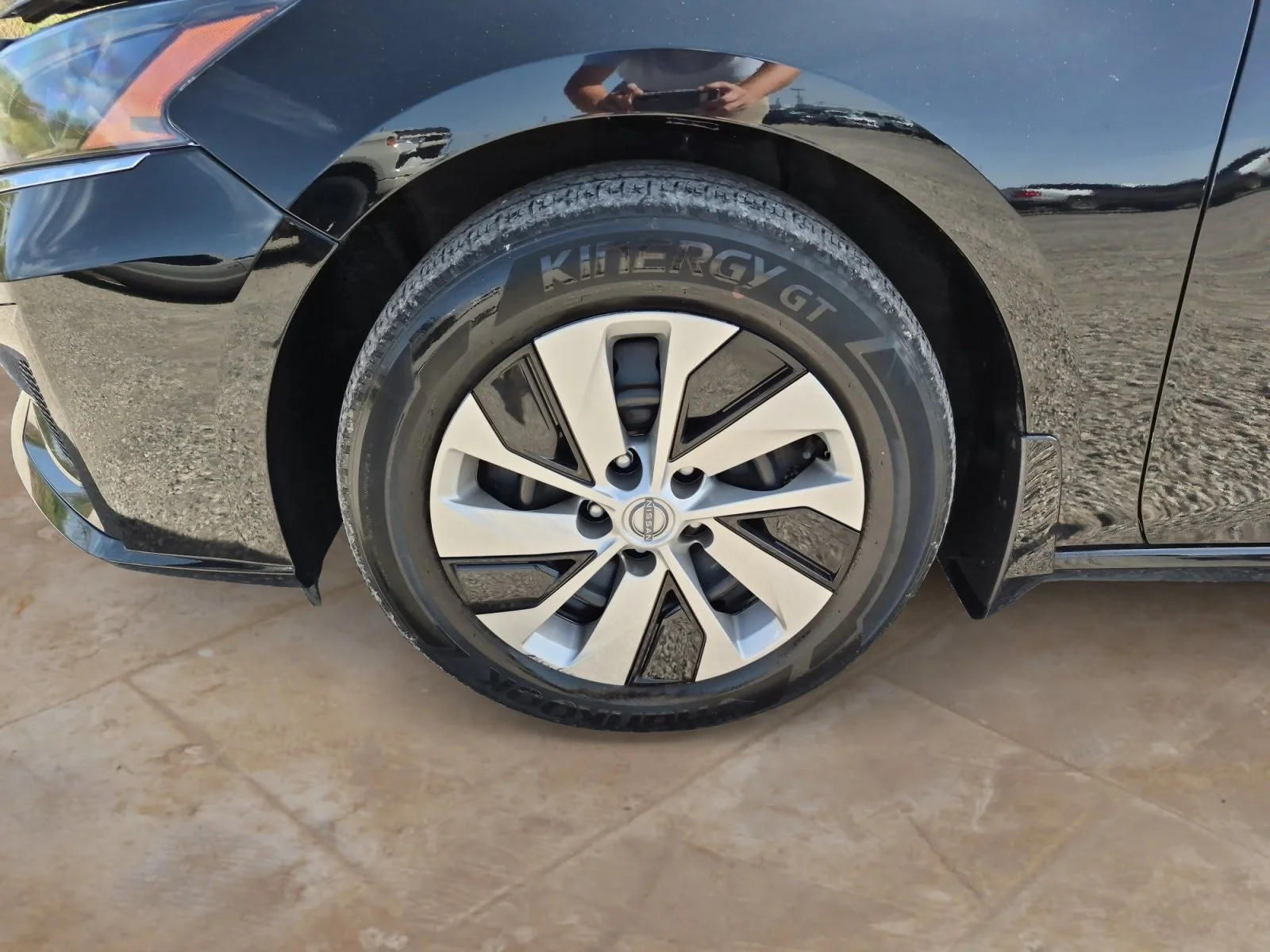 Used 2023 Super Black Nissan 2.5 S image 26