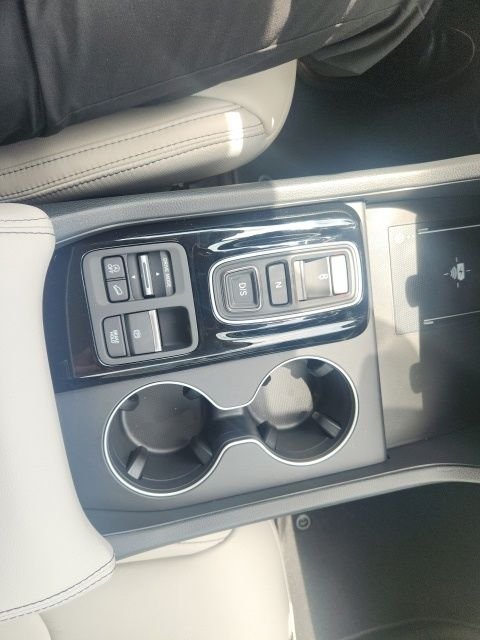 New 2026 Silver Honda EX-L image 3