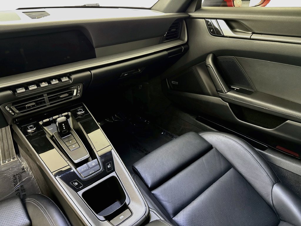 Used 2020  Porsche Carrera image 24