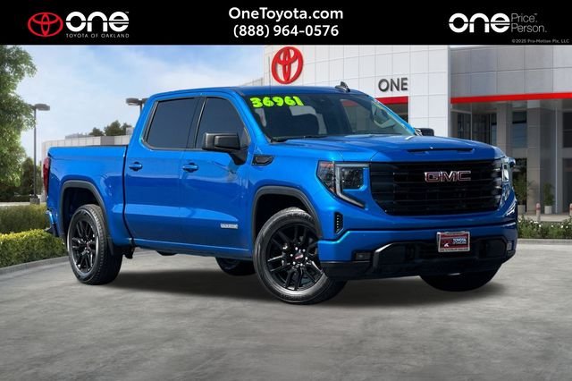 2022 GMC Sierra 2WD Crew Cab Short Box Elevation's photo