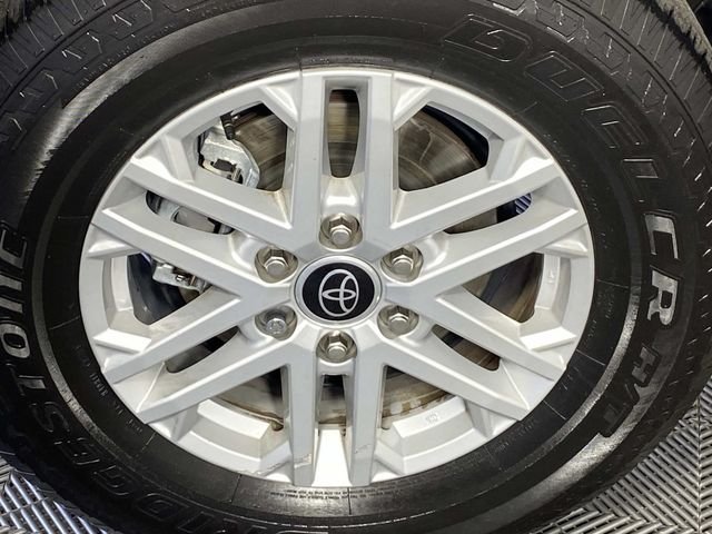 Used 2024 White Toyota SR5 image 35