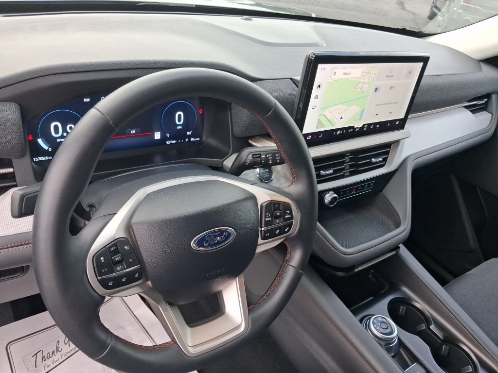 Used 2025 Gray Metallic Ford Active image 9