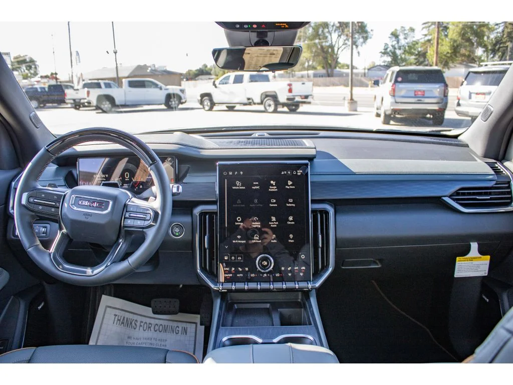 New 2026 RIVERSTONE METALLIC GMC AWD AT4 image 24