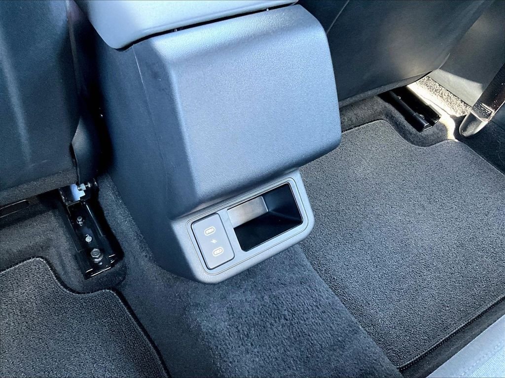 Used 2025 Blue Kia LXS image 10