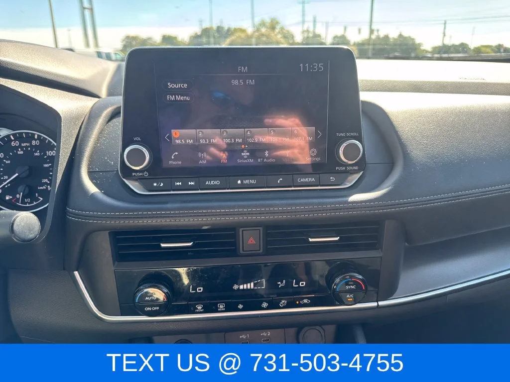 Used 2025 Gray Nissan SV image 18