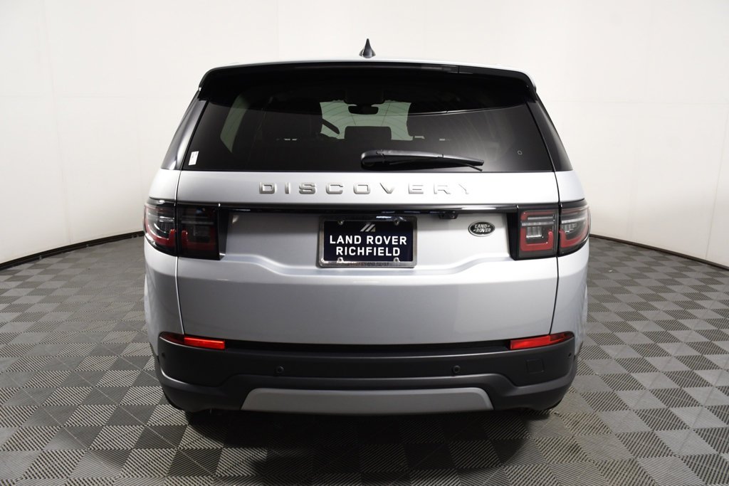 Used 2022 Hakuba Silver Metallic Land Rover S image 5