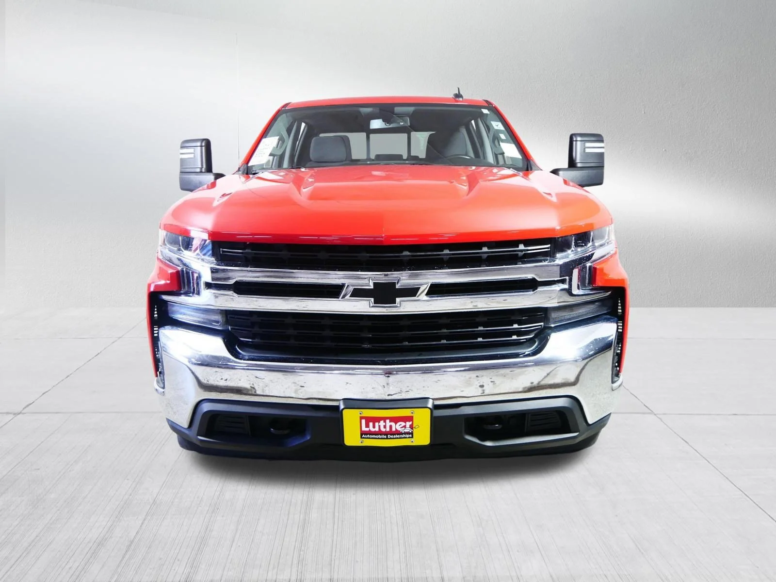 Used 2021 Chevrolet Silverado 1500 LT with VIN 1GCUYDET2MZ221265 for sale in Brooklyn Center, Minnesota