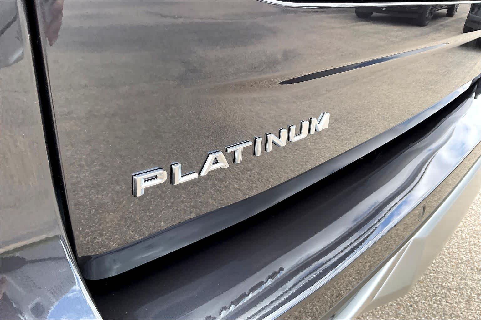 New 2026 Dark Matter Gray Metallic Ford MAX Platinum® image 15