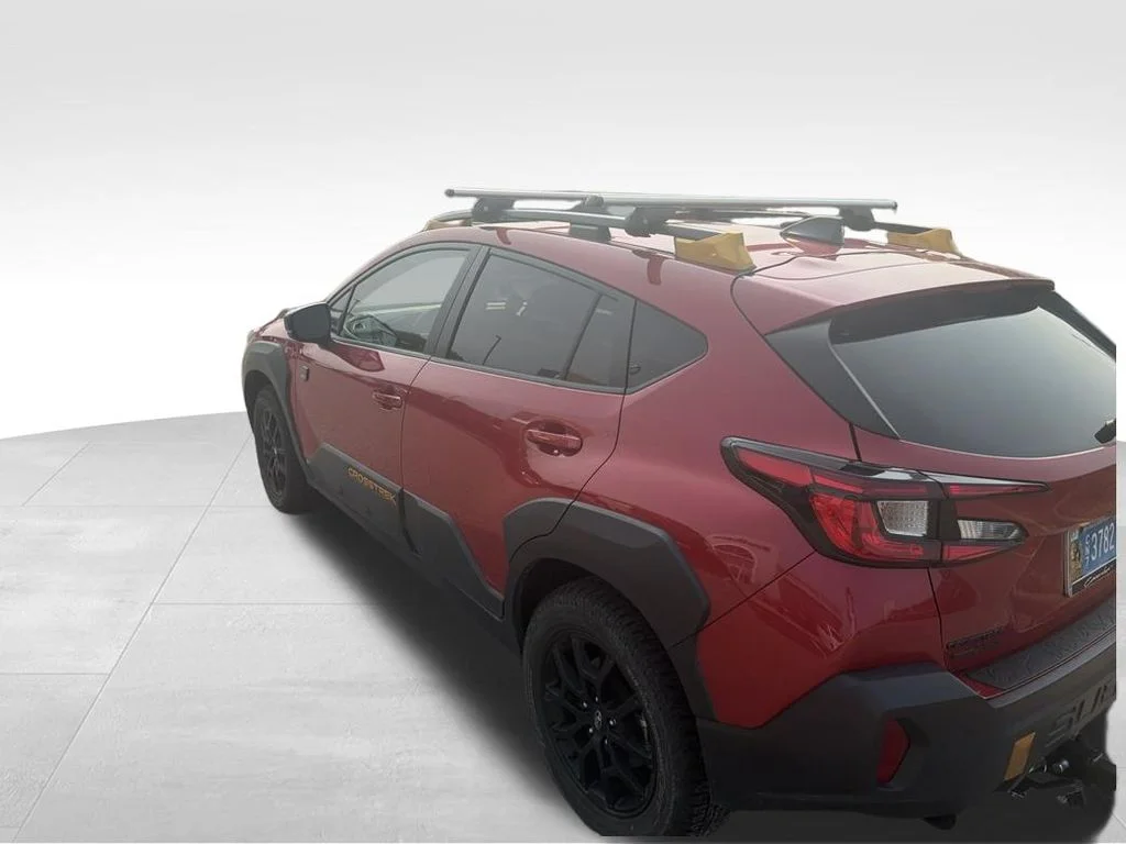 Used 2025 Red Subaru Wilderness image 15
