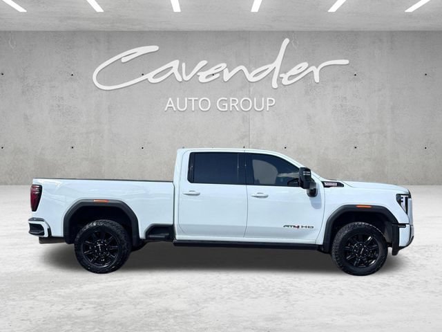 Used 2024 Summit White GMC AT4 image 18