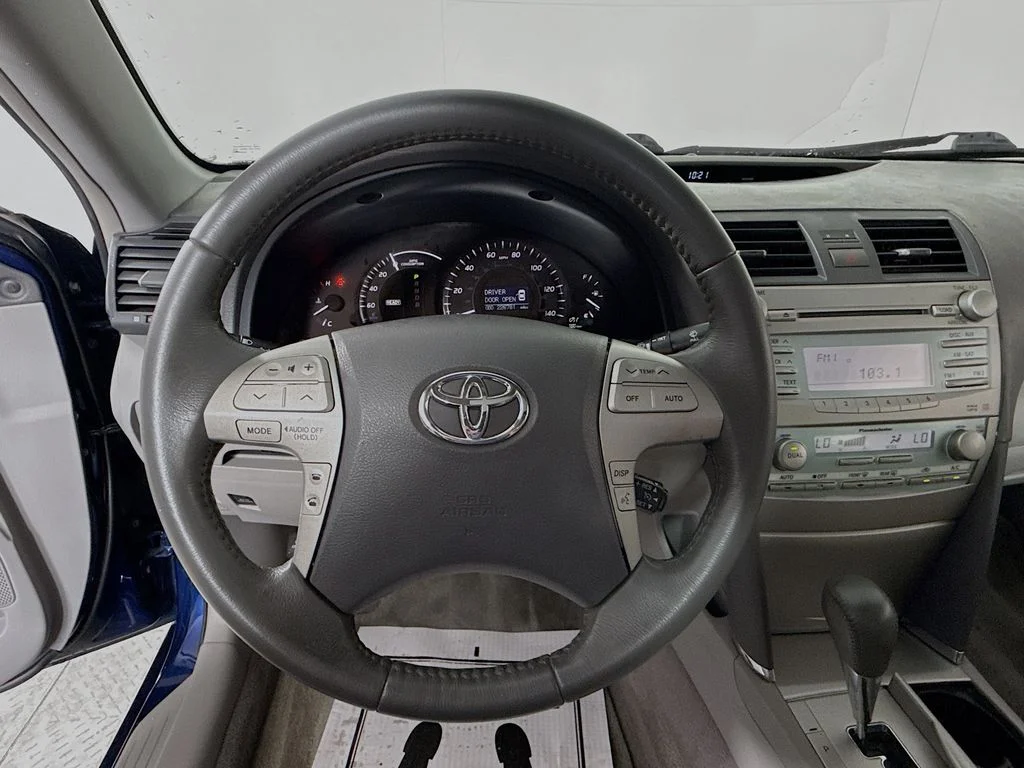 Used 2007 Blue Ribbon Metallic Toyota Hybrid image 15
