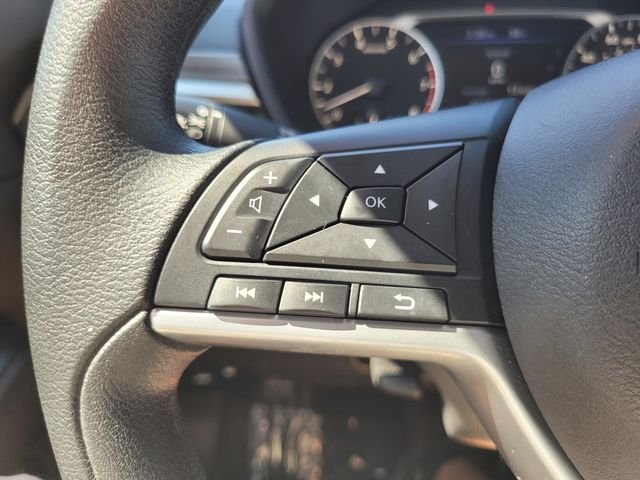 Used 2025 Gray Nissan 2.5 SV image 28