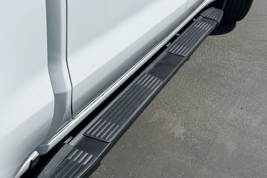 New 2026 Summit White GMC Elevation image 8