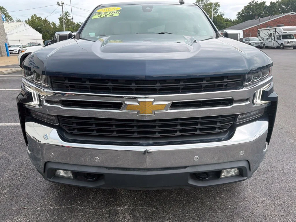 Used 2021 Northsky Blue Metallic Chevrolet LT image 8
