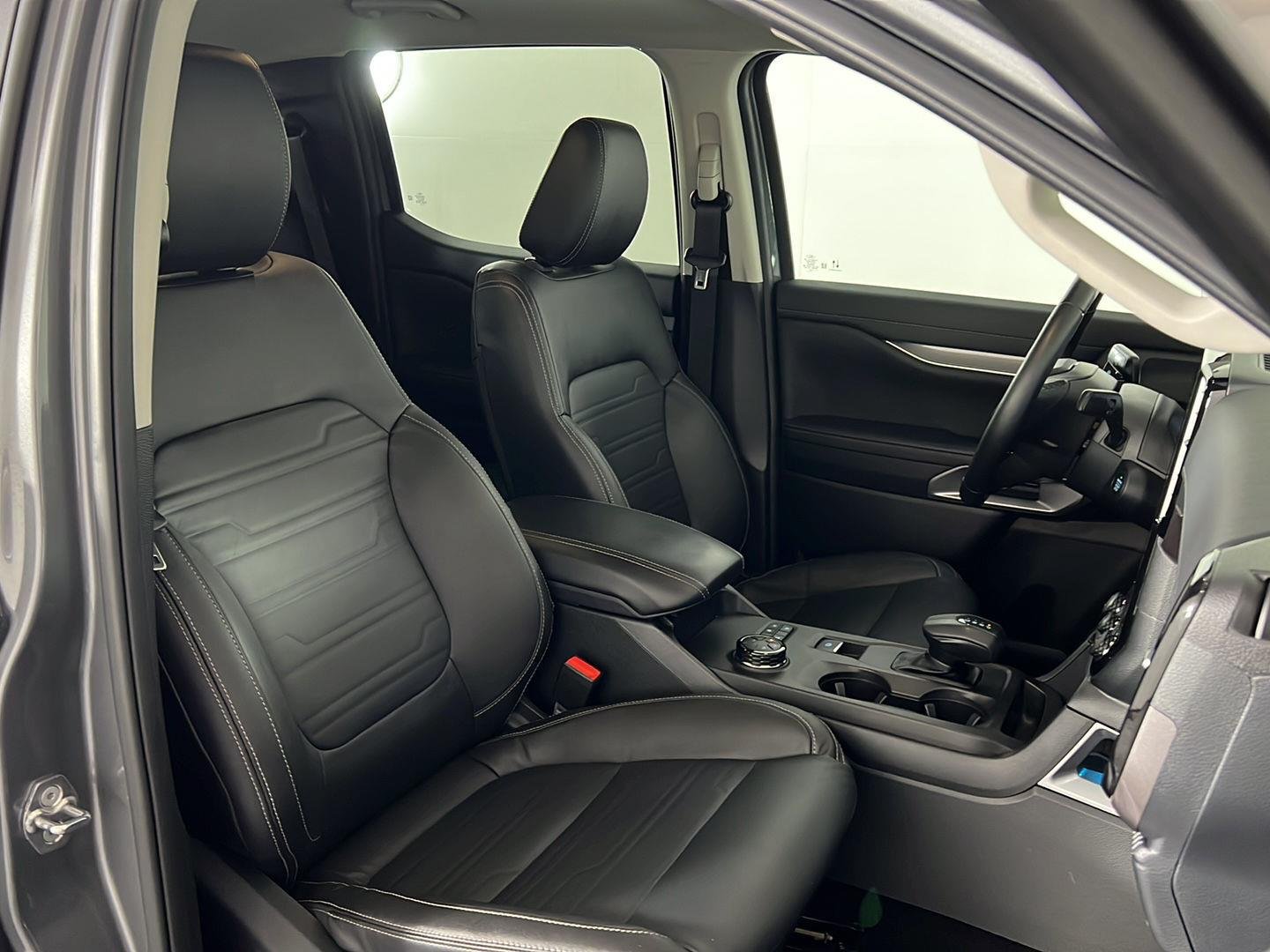 Used 2024 Carbonized Gray Ford LARIAT image 23