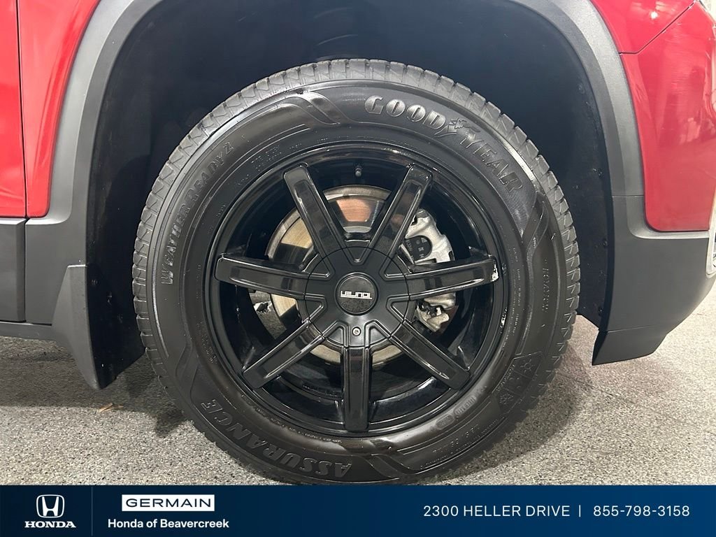 Used 2021 Cayenne Red Tintcoat GMC SLT image 12