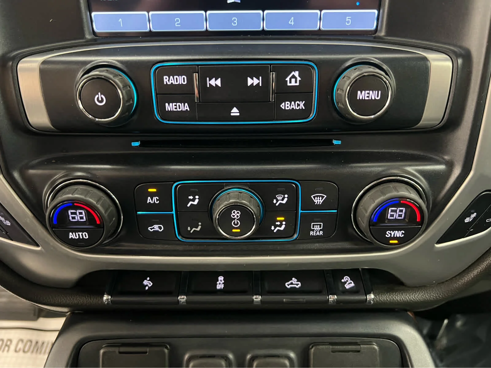 Used 2017 Summit White GMC SLT image 27