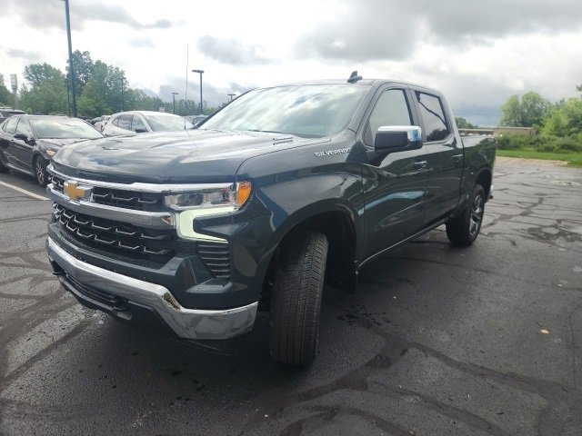 2025 Chevrolet Silverado 1500 LT - Photo 8