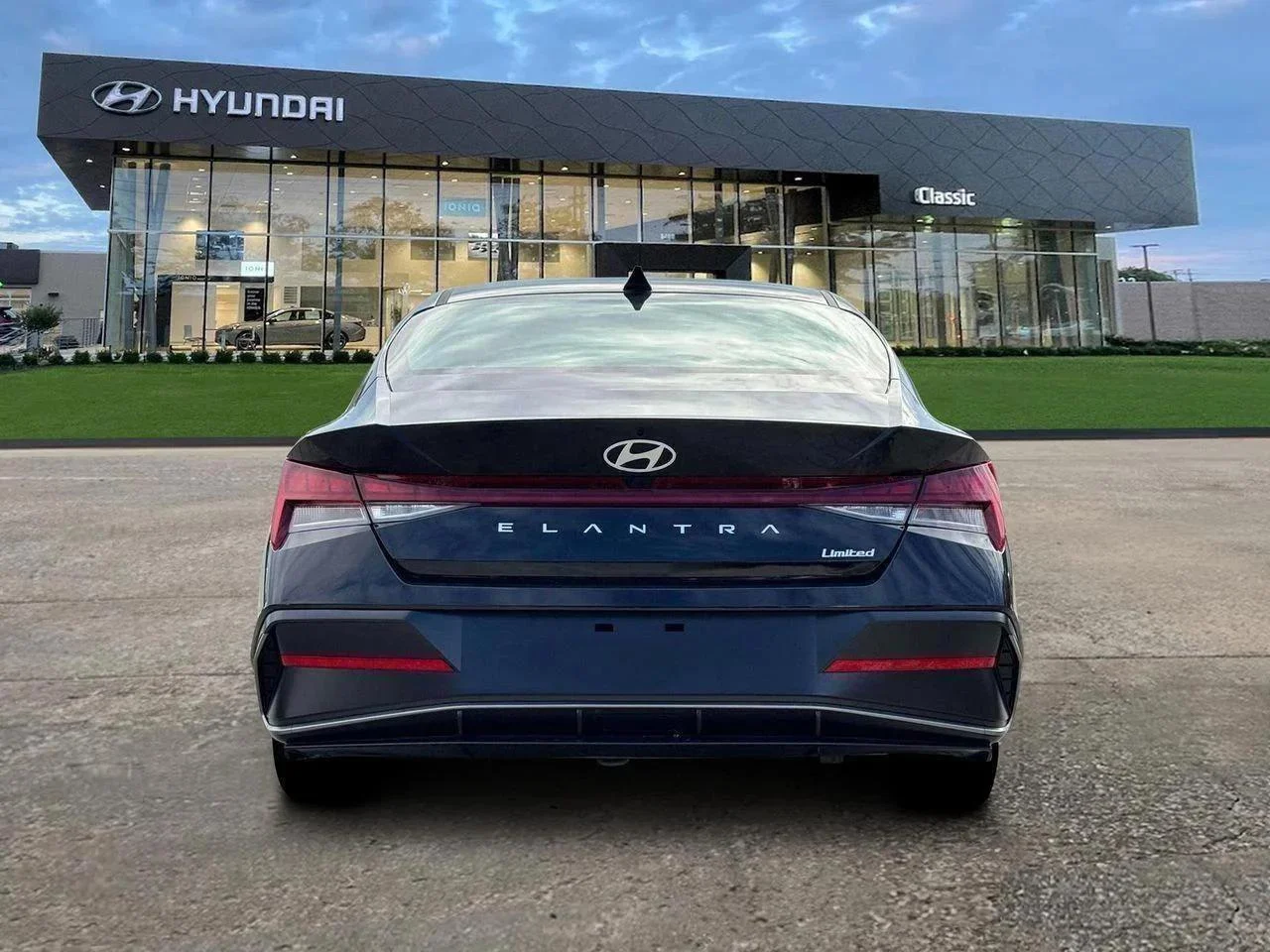 New 2026 Abyss Black Pearl Hyundai Limited image 6