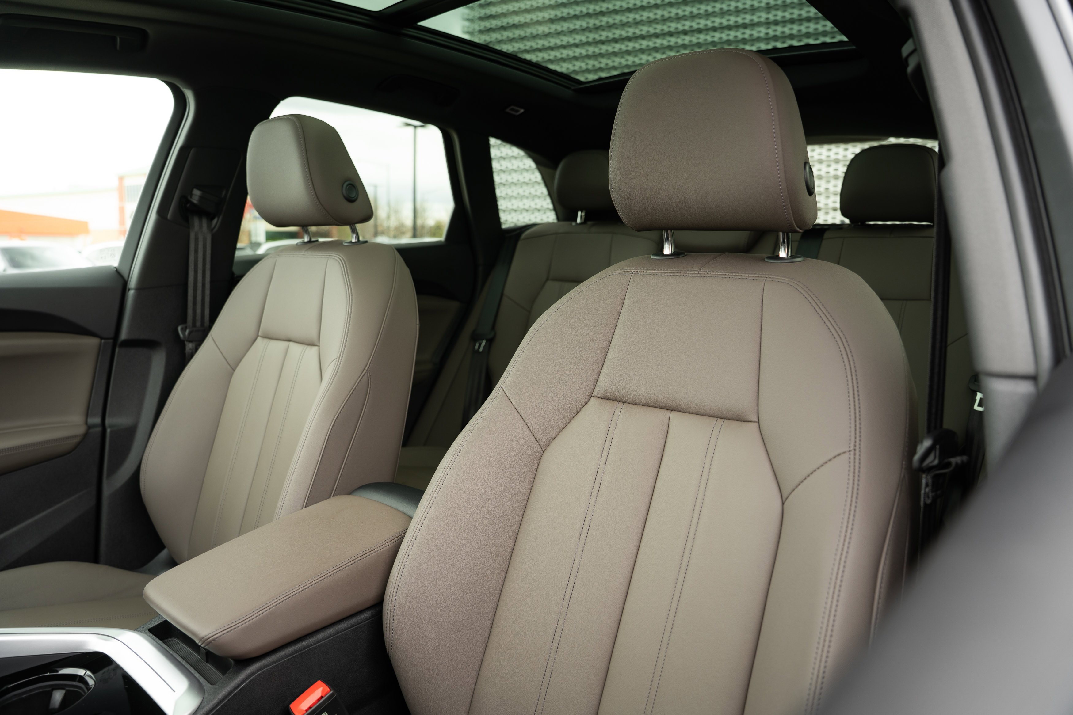 Certified Used 2025 Tambora Gray Metallic Audi Premium image 22