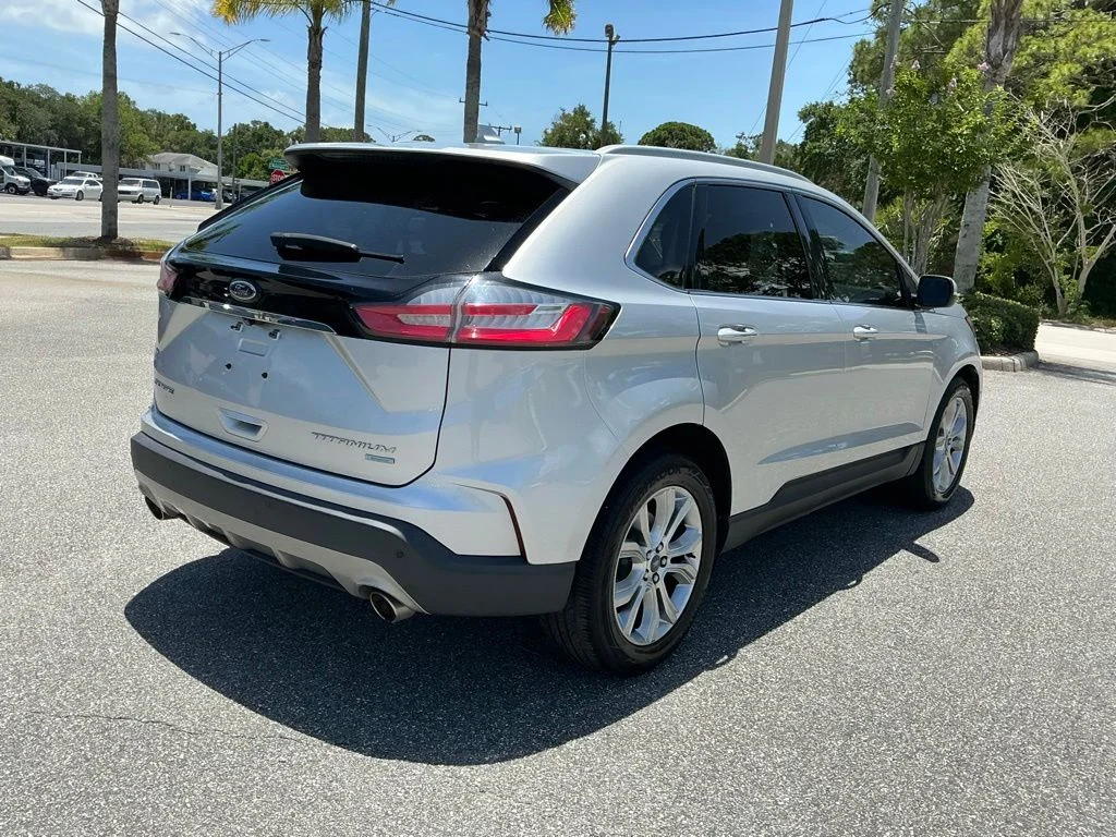 Used 2019 Silver Ford Titanium image 7