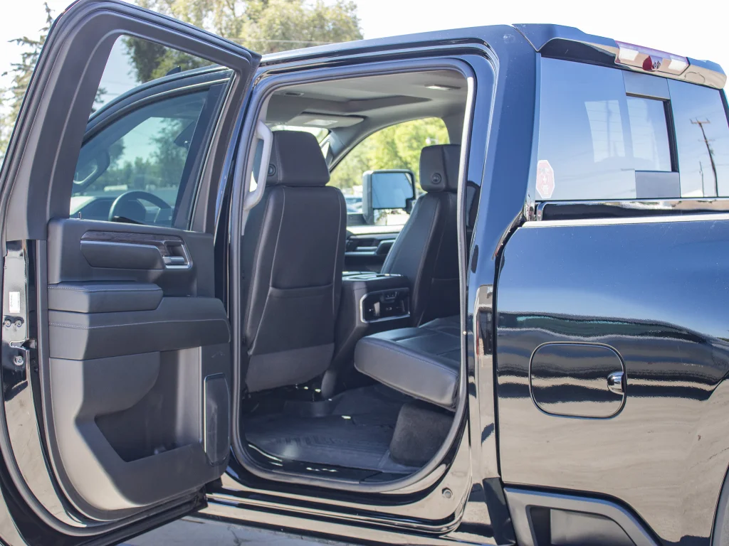 Used 2024 BLACK Chevrolet LTZ image 16