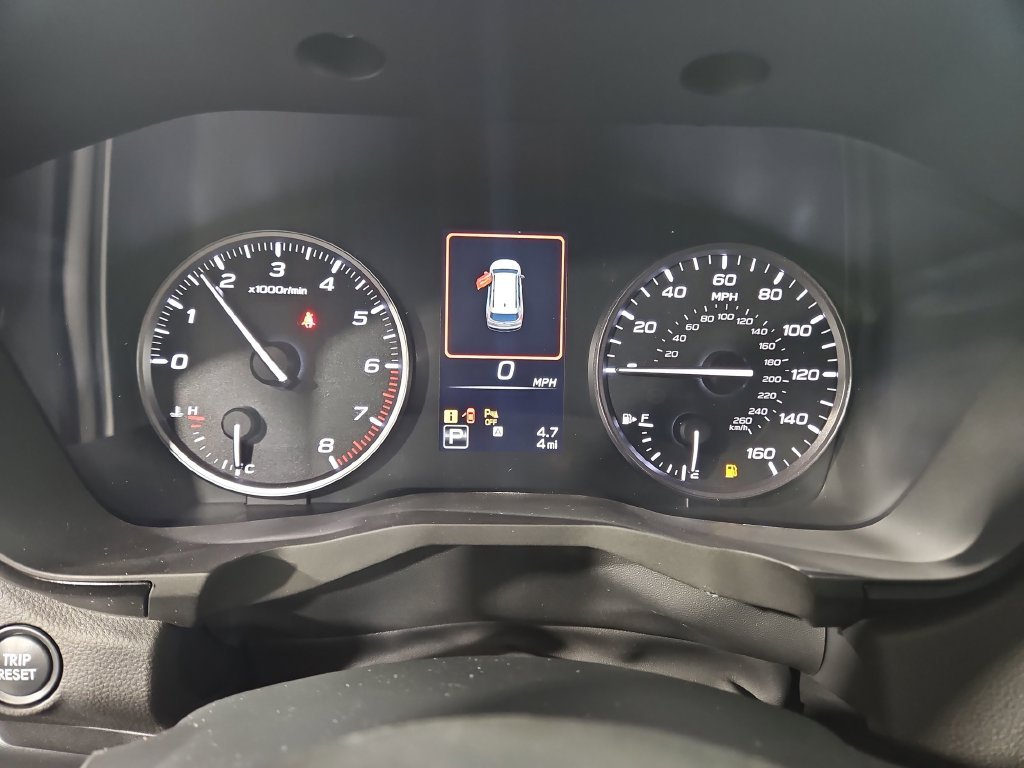 New 2027 White Subaru Premium image 15