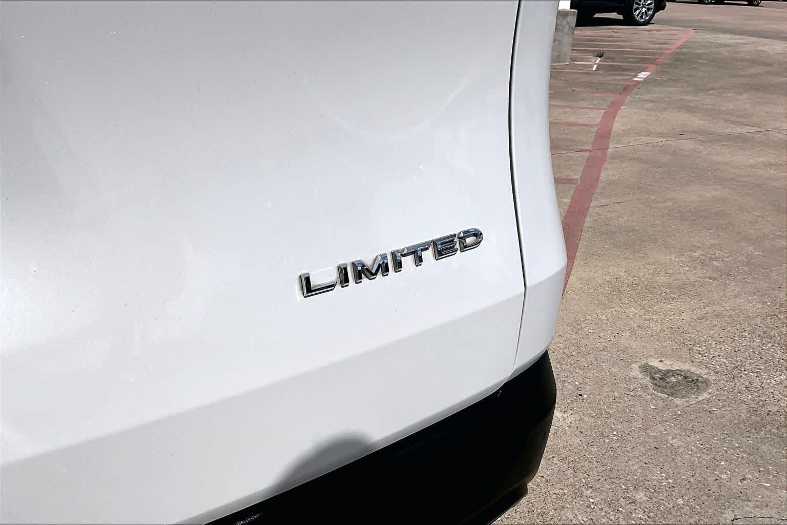Used 2024 Wind Chill Pearl Toyota Limited image 10