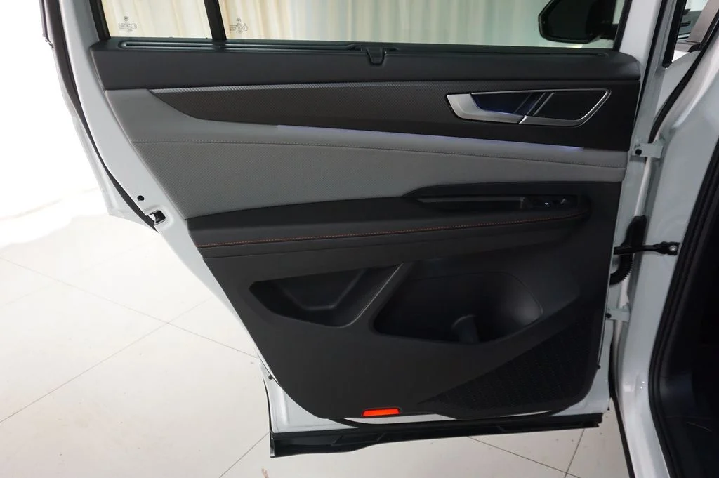 New 2026 Opal White Volkswagen 2.0T Peak Edition image 28