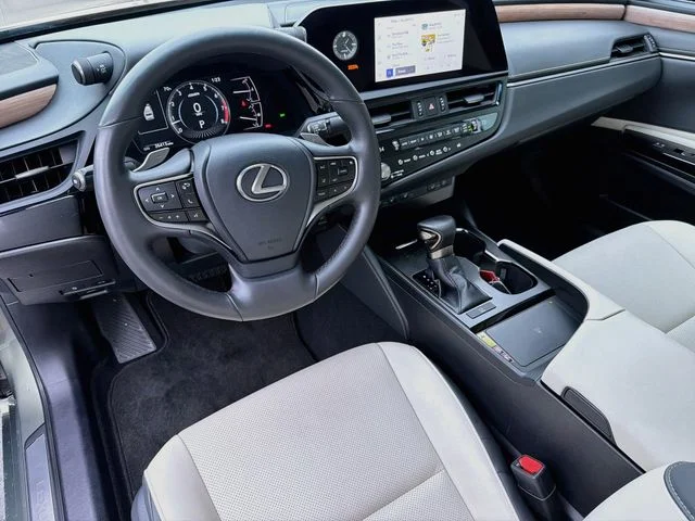 Certified Used 2023 Green Lexus 350 image 9