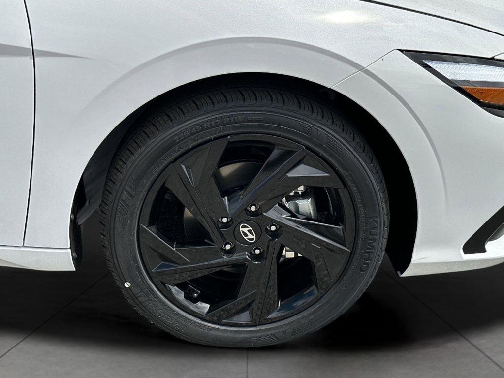 New 2026 Serenity White Hyundai SEL Sport image 7