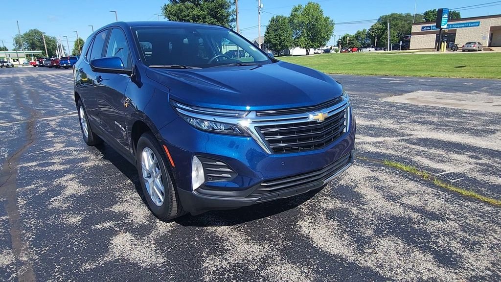 Used 2022 Blue Chevrolet LT image 2